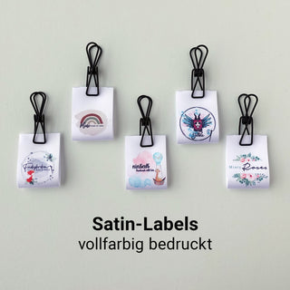 Farbig bedruckte Textiletiketten mit deinem Logo