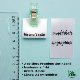 Premium Satinlabel mit deinem Wunschtext